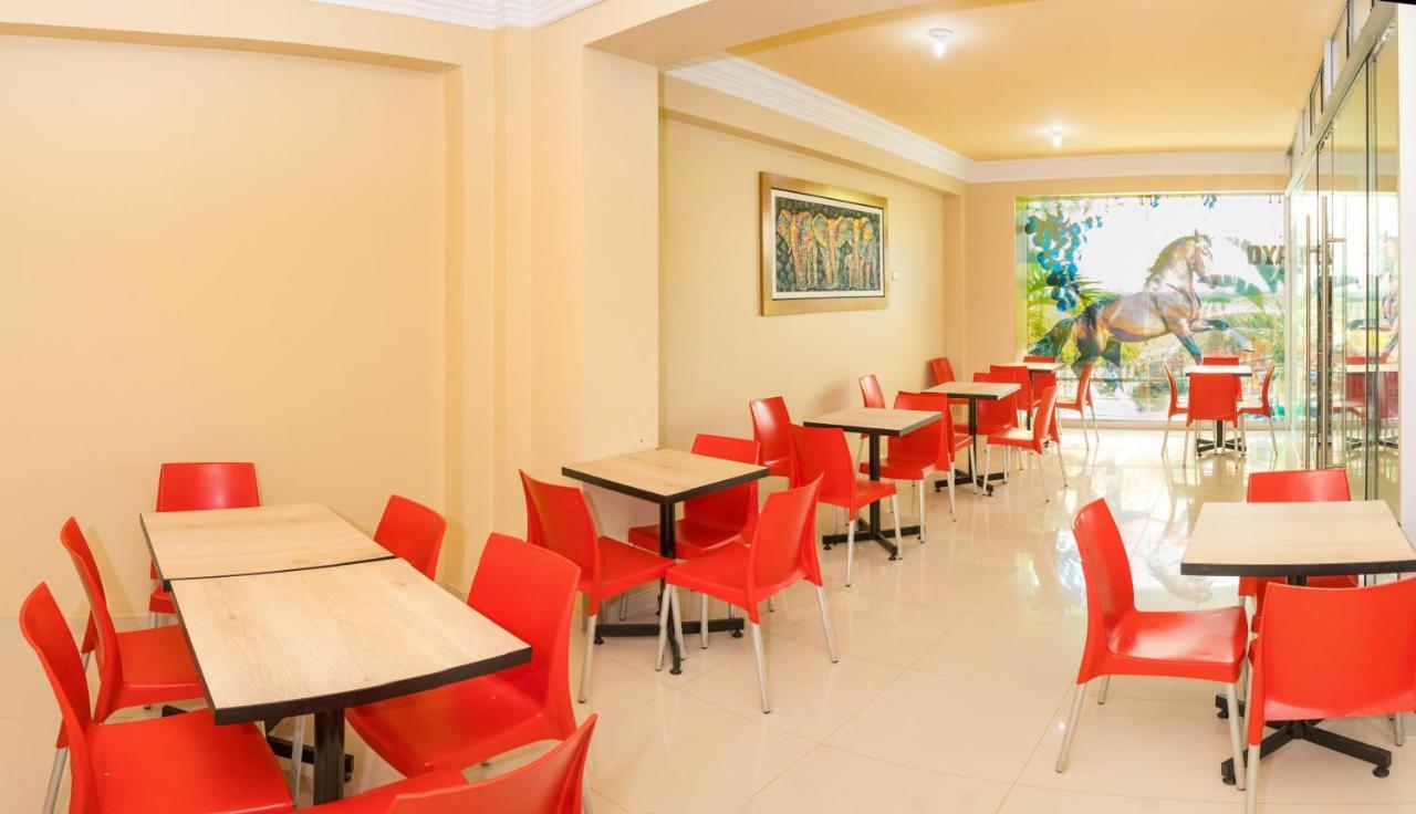 Hotel Savilayo إِكا المظهر الخارجي الصورة